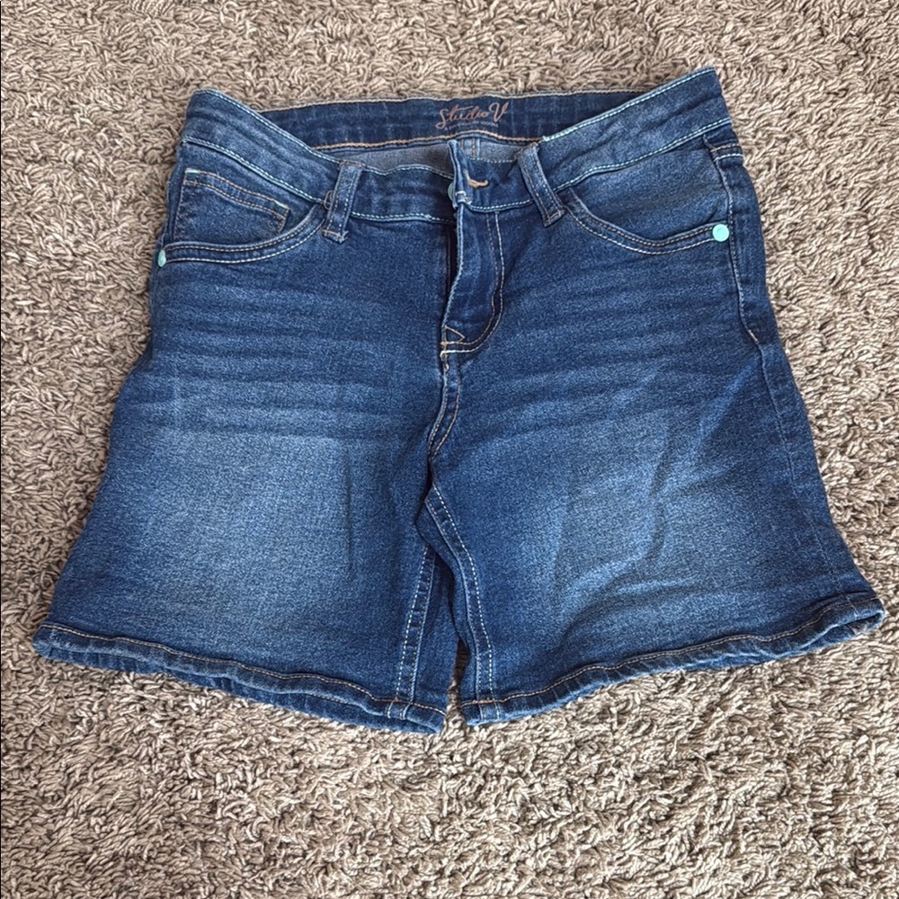 Stylus Women's Blue Denim Shorts
